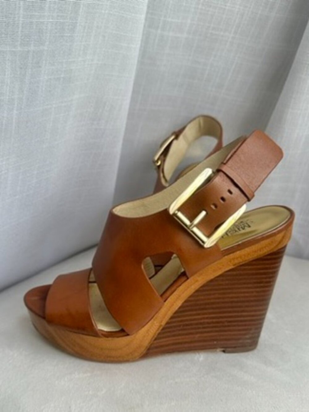 Michael Kors Leather Wedge Sandals 7.5 Brown Gold Buckle Platform - Picture 5 of 5